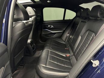 BMW 3 SERIES 3.0 M340d MHT Saloon 4dr Diesel Hybrid Auto xDrive Euro 6 (s/s) 