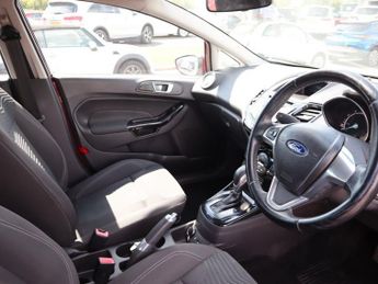 FORD FIESTA 1.6 Zetec Hatchback 5dr Petrol Powershift Euro 5 (105 ps)