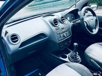 FORD FIESTA 1.25 Style Hatchback 5dr Petrol Manual (142 g/km, 74 bhp)