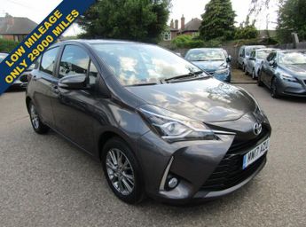 Toyota Yaris 1.5 VVT-i Icon Hatchback 5dr Petrol Manual Euro 6 (111 ps)
