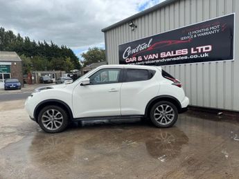 NISSAN JUKE 1.6 DIG-T Acenta Premium SUV 5dr Petrol XTRON 4WD Euro 5 (190 ps