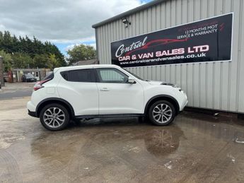 NISSAN JUKE 1.6 DIG-T Acenta Premium SUV 5dr Petrol XTRON 4WD Euro 5 (190 ps