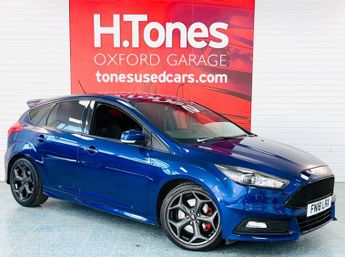 Ford Focus 2.0T EcoBoost ST-3 Hatchback 5dr Petrol Manual Euro 6 (s/s) (250