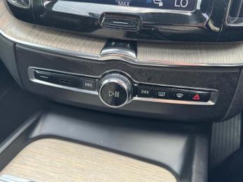 VOLVO XC60 2.0 D5 PowerPulse Inscription Pro SUV 5dr Diesel Auto AWD Euro 6