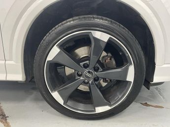 AUDI Q2 1.5 TFSI CoD 35 S line SUV 5dr Petrol Manual Euro 6 (s/s) (150 p
