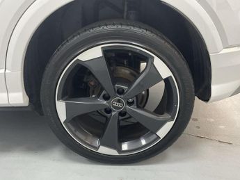 AUDI Q2 1.5 TFSI CoD 35 S line SUV 5dr Petrol Manual Euro 6 (s/s) (150 p