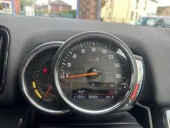 MINI COUNTRYMAN 1.5 7.6kWh Cooper SE SUV 5dr Petrol Plug-in Hybrid Auto ALL4 Eur