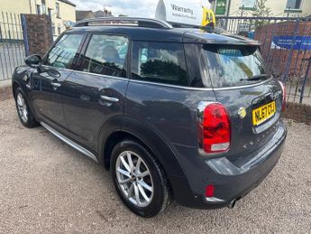 MINI COUNTRYMAN 1.5 7.6kWh Cooper SE SUV 5dr Petrol Plug-in Hybrid Auto ALL4 Eur