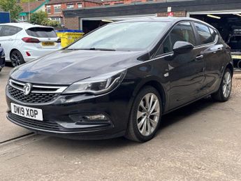 Vauxhall Astra 1.4i Turbo Tech Line Nav Hatchback 5 Door Petrol Manual Black Eu