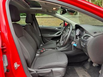 VAUXHALL ASTRA 1.4i SE Hatchback 5dr Petrol Manual Euro 6 (100 ps)