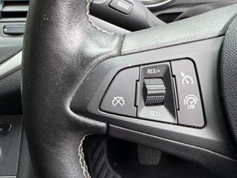 VAUXHALL ASTRA 1.4i SE Hatchback 5dr Petrol Manual Euro 6 (100 ps)