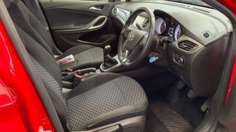 VAUXHALL ASTRA 1.4i SE Hatchback 5dr Petrol Manual Euro 6 (100 ps)