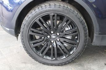 LAND ROVER DISCOVERY 3.0 SD V6 HSE SUV 5dr Diesel Auto 4WD Euro 6 (s/s) (306 ps)