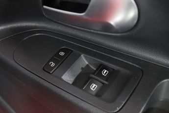 VOLKSWAGEN UP! 1.0 Move up! Hatchback 3dr Petrol ASG Euro 6 (s/s) (60 ps)
