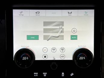 LAND ROVER RANGE ROVER VELAR 2.0 D240 R-Dynamic HSE SUV 5dr Diesel Auto 4WD Euro 6 (s/s) (240