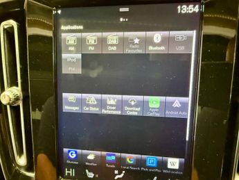 VOLVO XC40 2.0 D4 Inscription SUV 5dr Diesel Auto AWD Euro 6 (s/s) (190 ps)