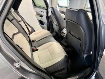 LAND ROVER RANGE ROVER VELAR 3.0 SD6 V6 First Edition SUV 5dr Diesel Auto 4WD Euro 6 (s/s) (3