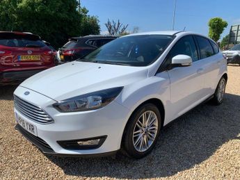 Ford Focus 1.0T EcoBoost Zetec Edition Hatchback 5dr Petrol Manual Euro 6 (
