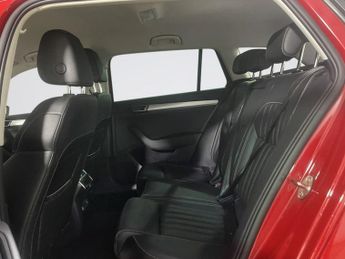 SKODA SUPERB 1.4 TSI iV 13kWh SE Technology Estate 5dr Petrol Plug-in Hybrid 