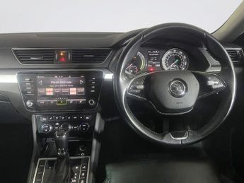 SKODA SUPERB 1.4 TSI iV 13kWh SE Technology Estate 5dr Petrol Plug-in Hybrid