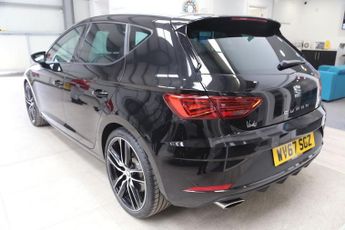 SEAT LEON 2.0 TSI Cupra 300 Hatchback 5dr Petrol DSG Euro 6 (s/s) (300 ps)