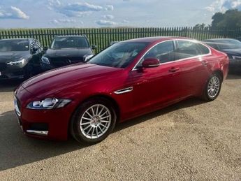 Jaguar XF 2.0d Prestige Saloon 4dr Diesel Auto Euro 6 (s/s) (163 ps)
