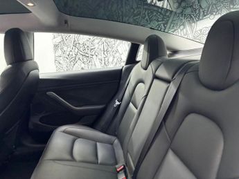 TESLA Model 3 (Dual Motor) Long Range Saloon 4dr Electric Auto 4WDE (346 ps)
