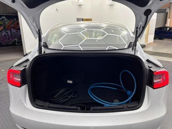 TESLA Model 3 (Dual Motor) Long Range Saloon 4dr Electric Auto 4WDE (346 ps)