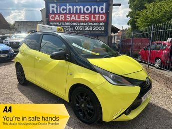 Toyota AYGO 1.0 VVT-i x-cite 3 Yellow Bi-Tone Hatchback 5dr Petrol Manual Eu
