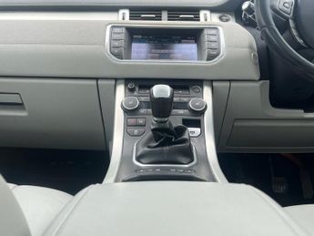 LAND ROVER RANGE ROVER EVOQUE 2.2 SD4 Pure SUV 5dr Diesel Manual 4WD Euro 5 (s/s) (190 ps)