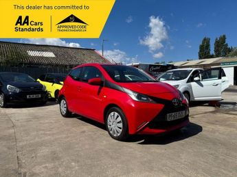 Toyota AYGO 1.0 VVT-i x-play Hatchback 5dr Petrol Manual Euro 5 Euro 5 (68 p