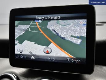 MERCEDES-BENZ GLA CLASS 2.1 GLA200d Sport (Executive) SUV 5dr Diesel 7G-DCT Euro 6 (s/s)