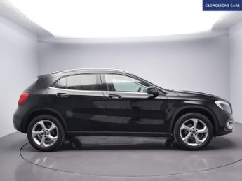 MERCEDES-BENZ GLA CLASS 2.1 GLA200d Sport (Executive) SUV 5dr Diesel 7G-DCT Euro 6 (s/s)