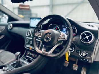 MERCEDES-BENZ A-CLASS 1.5 A180d AMG Line (Executive) Hatchback 5dr Diesel Manual Euro 