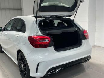 MERCEDES-BENZ A-CLASS 1.5 A180d AMG Line (Executive) Hatchback 5dr Diesel Manual Euro 