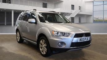 Mitsubishi Outlander 2.2 DI-D GX4 SUV 5dr Diesel SST 4WD Euro 5 (154 ps)