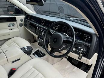 ROLLS-ROYCE PHANTOM 6.7 V12 Saloon 4dr Petrol Auto Euro 5 (453 bhp)