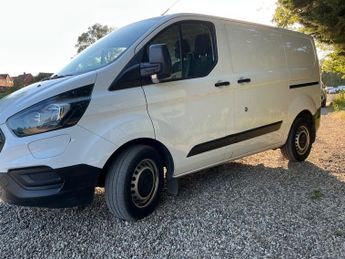 FORD TRANSIT CUSTOM 1.0 340 EcoBoost 13.6kWh Leader Panel Van 5dr Petrol Plug-in Hyb
