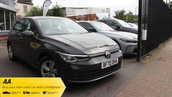 VOLKSWAGEN GOLF 1.5 eTSI MHEV Life Hatchback 5dr Petrol Hybrid DSG Euro 6 (s/s) 