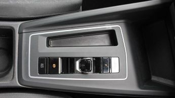 VOLKSWAGEN GOLF 1.5 eTSI MHEV Life Hatchback 5dr Petrol Hybrid DSG Euro 6 (s/s) 