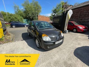 Renault Modus 1.5 dCi Dynamique Hatchback 5dr Diesel Manual (119 g/km, 85 bhp)