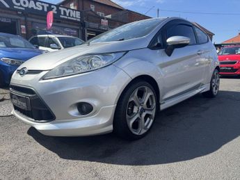 Ford Fiesta 1.6 Zetec S Hatchback 3dr Petrol Manual (139 g/km, 118 bhp)