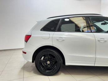 AUDI Q5 2.0 TDI S line Plus SUV 5dr Diesel S Tronic quattro Euro 6 (s/s)