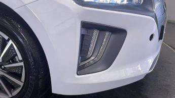 HYUNDAI IONIQ 38.3kWh Premium Hatchback 5dr Electric Auto (136 ps)