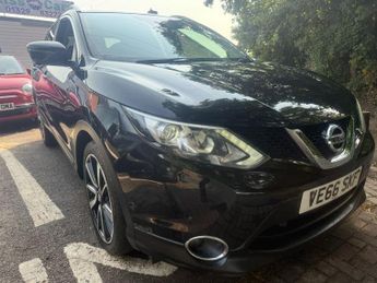 Nissan Qashqai 1.6 dCi Tekna SUV 5dr Diesel Manual 2WD Euro 6 (s/s) (130 ps)