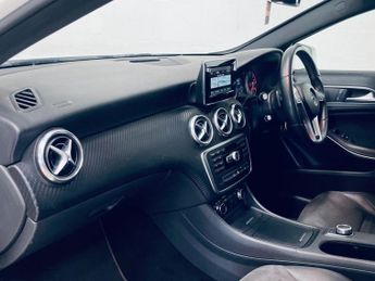 MERCEDES-BENZ A-CLASS 2.1 A220 CDI AMG Sport Hatchback 5dr Diesel 7G-DCT Euro 6 (s/s) 
