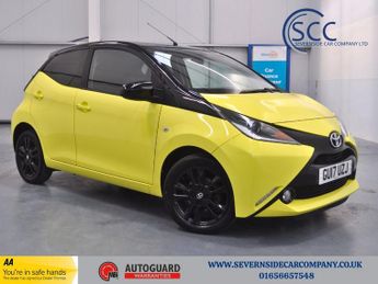 Toyota AYGO 1.0 VVT-i x-cite 3 Yellow Bi-Tone Hatchback 5dr Petrol Manual Eu