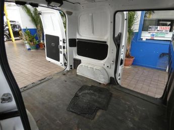 NISSAN e-NV200 40kWh Acenta Panel Van 5dr Electric Auto SWB (Quick Charge) (109