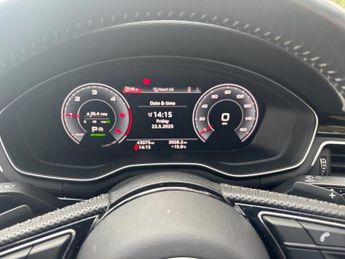 AUDI A4 2.0 TDI 35 Black Edition Saloon 4dr Diesel S Tronic Euro 6 (s/s)