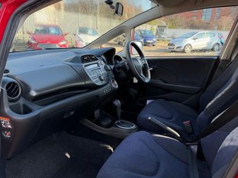 HONDA JAZZ 1.4 i-VTEC ES Hatchback 5dr Petrol CVT Euro 5 (99 ps)